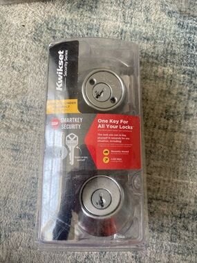 New Kwikset SmartKey Double Cylinder Deadbolt - Silver